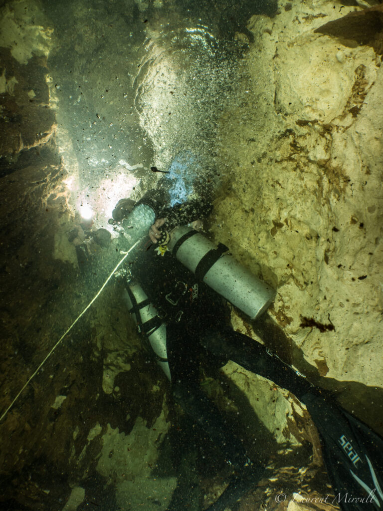 cueva quebrada cozumel caves beneath the jungle ascending to the surface of cenote escondido